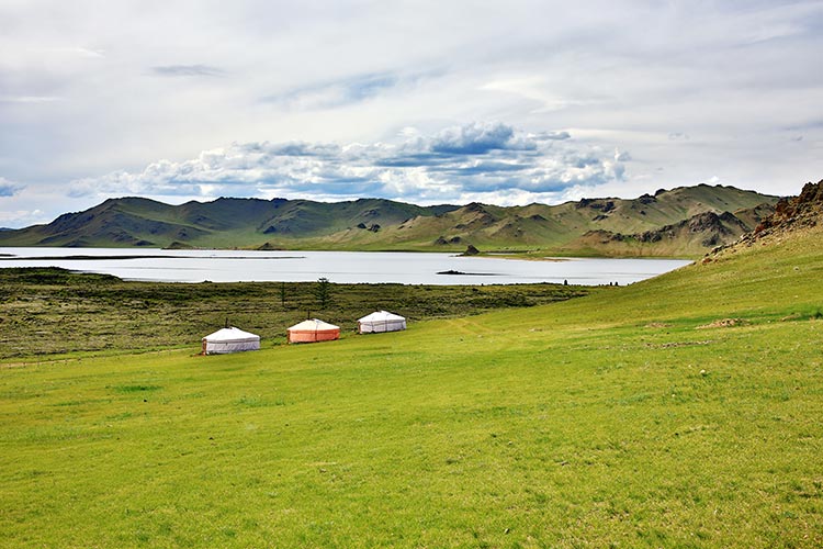 Terkhiin Tsagaan Nuur