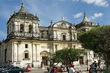 León