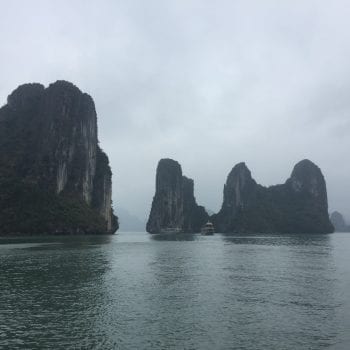 Mistig Ha Long Bay