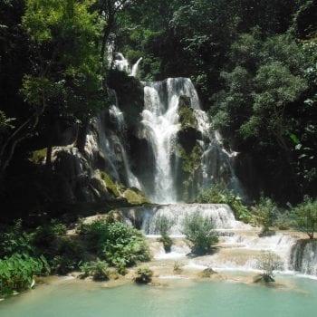 Kuang Si waterval