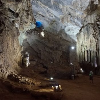 In de Phong Nha Cave