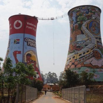 De kleurrijke Soweto towers