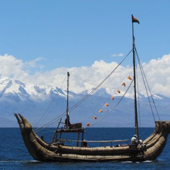 Rietboten in het titicaca meer