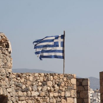 Ierapetra, de zuidelijkste stad, biedt een Oosterse sfeer, met leuke visrestaurants, een lang mooi strand en een kashabachtig centrum...