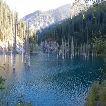 Prachtige Kaindy Lake