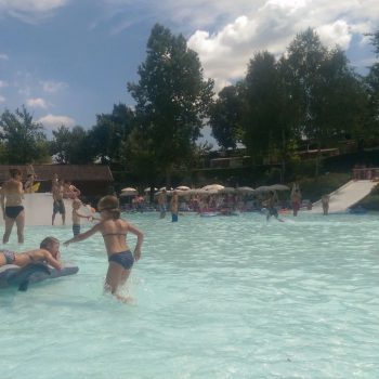 Zwembad op de camping