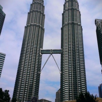 Petronas Twin Towers vanaf de grond