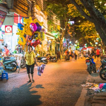 Ballonnenverkoper in Hanoi