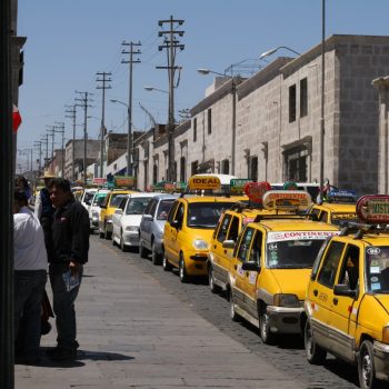 Bijna geen taxi te krijgen !