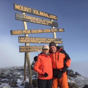 Uhuru peak op 5895 mtr
