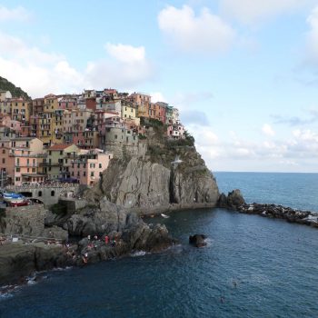 Uitzicht op een van de dorpjes van Cinque Terre