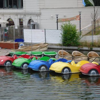 Waterfietsen huren in de stad