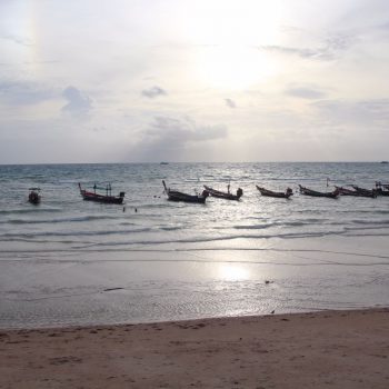 De typische Thaise bootjes op Koh Tao