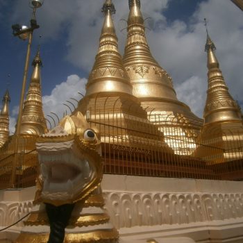 Shwedagon pagoda Yangon