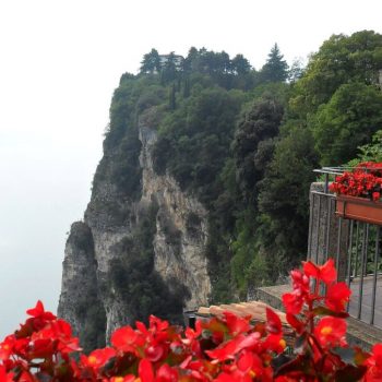 Pieve di Tremosine, dorp boven het Gardameer met ern schitterend uitzicht 