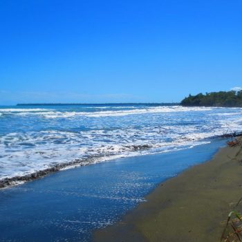 Verlaten strand