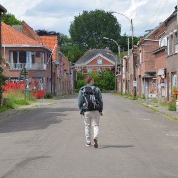 Verlaten straten in Doel 