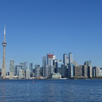 Uitzicht op de stad vanaf Toronto Island