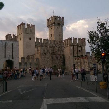 Sirmione, stadje vlakbij