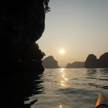 Kanoen in Halong bay