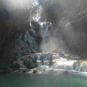 Kuang Si waterval