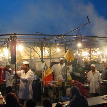 Heerlijk eten op het plein
