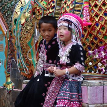 Kinderen bij Wat Doi Sutep (Noord-Thailand)