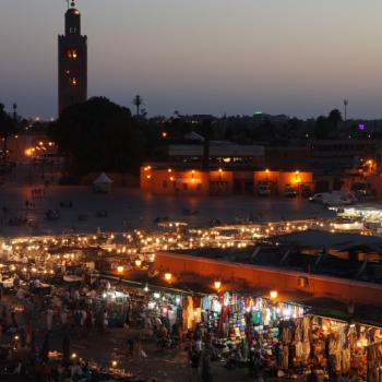 Djema el fna plein in de avond