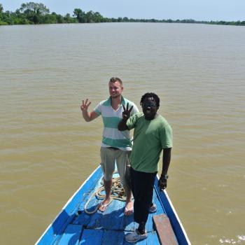 Nijlpaarden spotten op de Gambia rivier