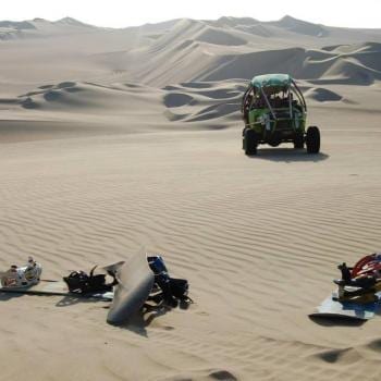 Sandboarden en buggy bij Huacachina