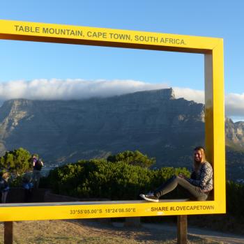 Bovenop Signal Hill met uitzicht op de Tafelberg.