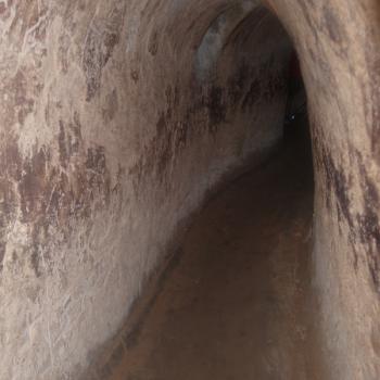 Cu Chi tunnesl