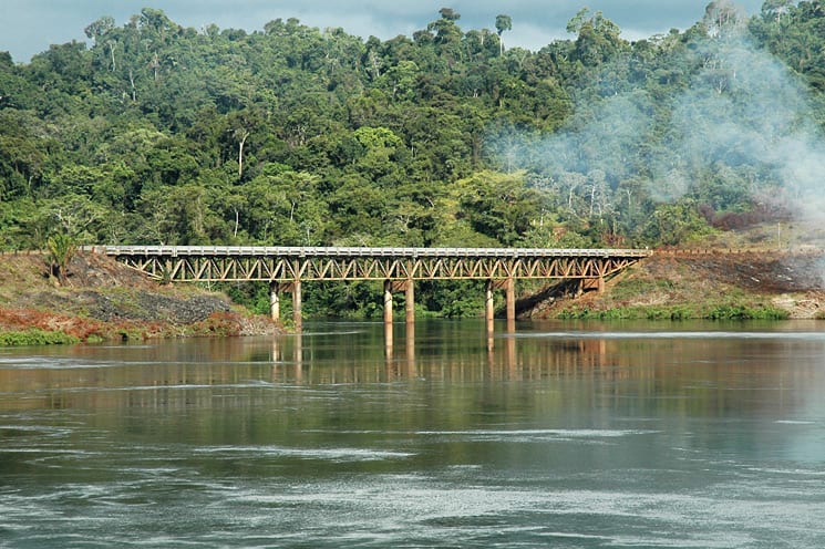 Brokopondo Rivier