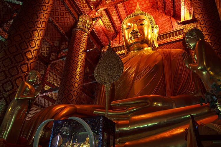 Wat Phanan Choeng