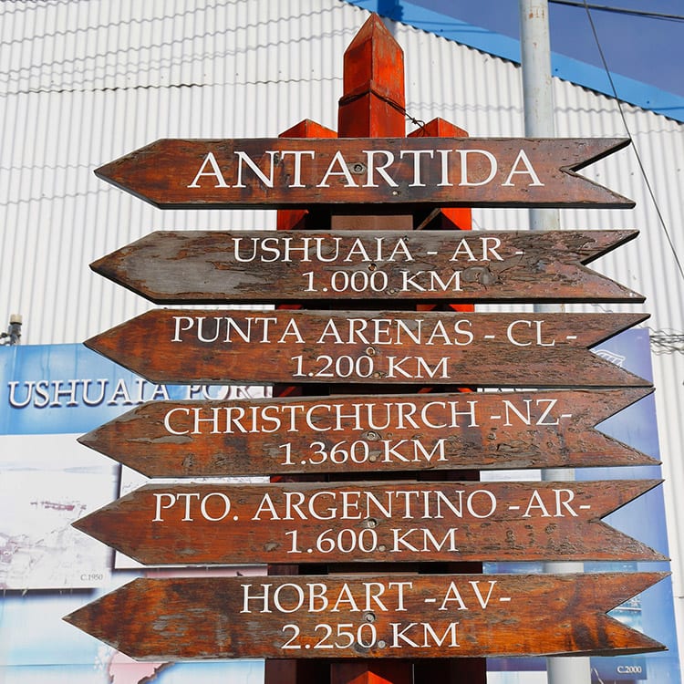 Wegwijzer in Ushuaia