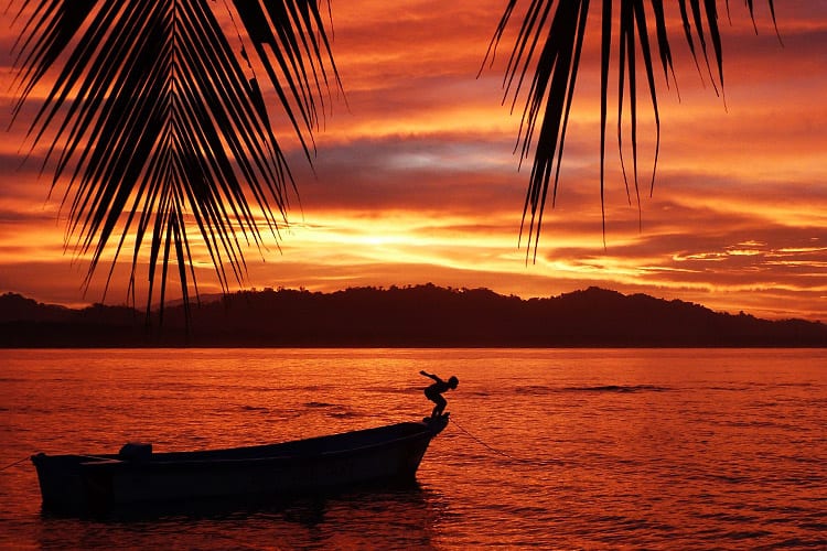 Zonsondergang bij Puerto Viejo