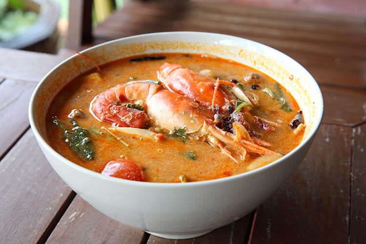 Tom Yam soep, Thailand