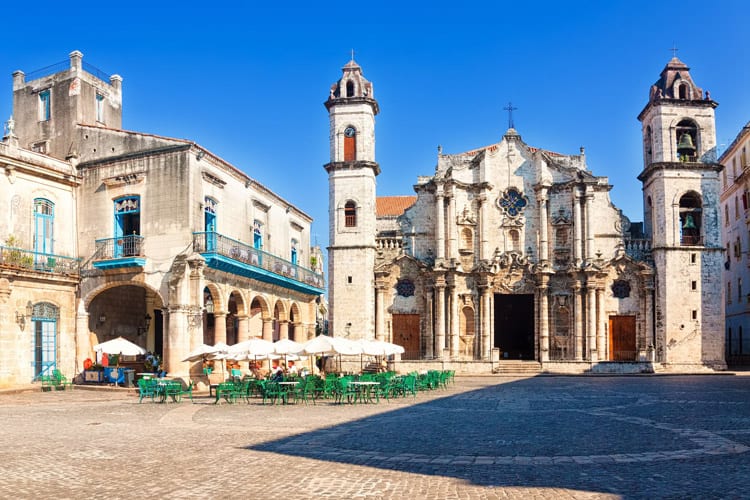 Het ‘Plaza de la Catedral’ in het oude Havana