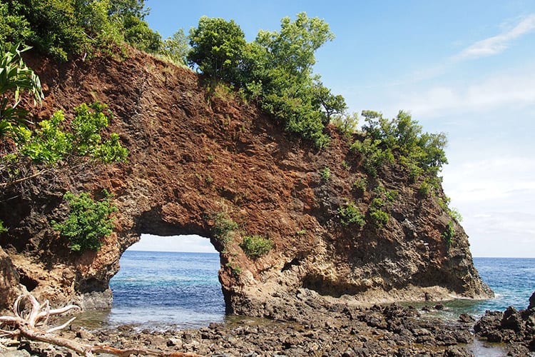 Pintu Kota Beach op Ambon