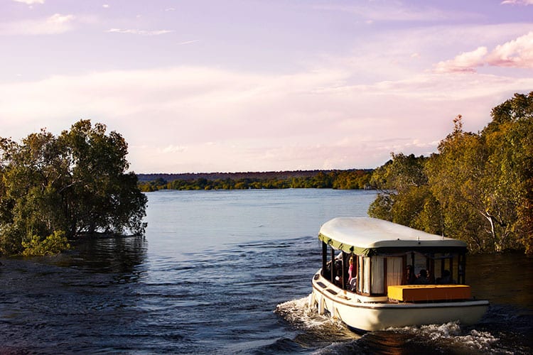 Houseboat op de Zambezi rivier