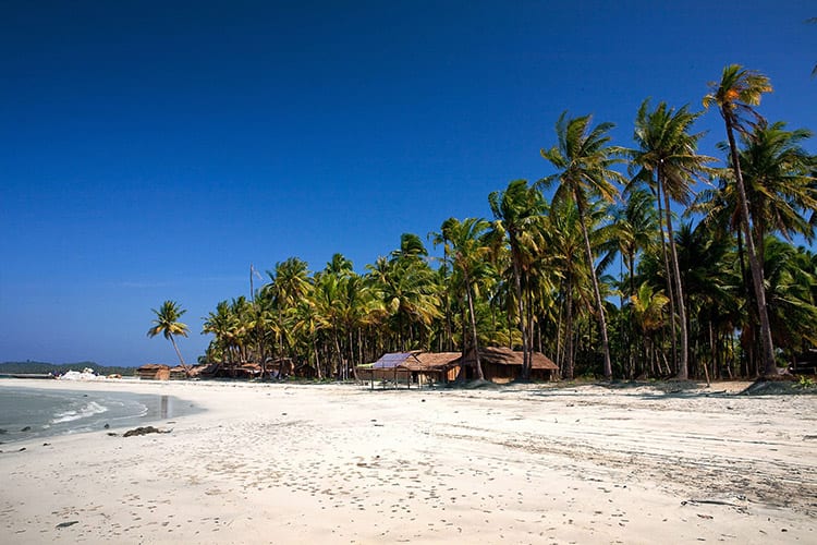 Ngwe Saung Beach