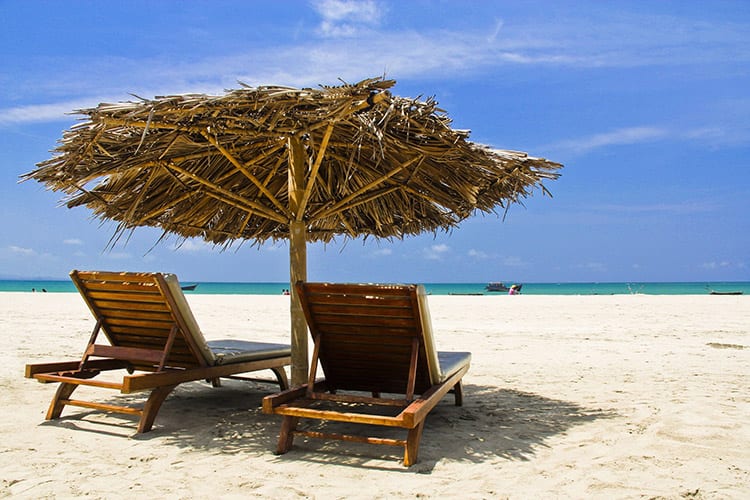 Ngwe Saung Beach