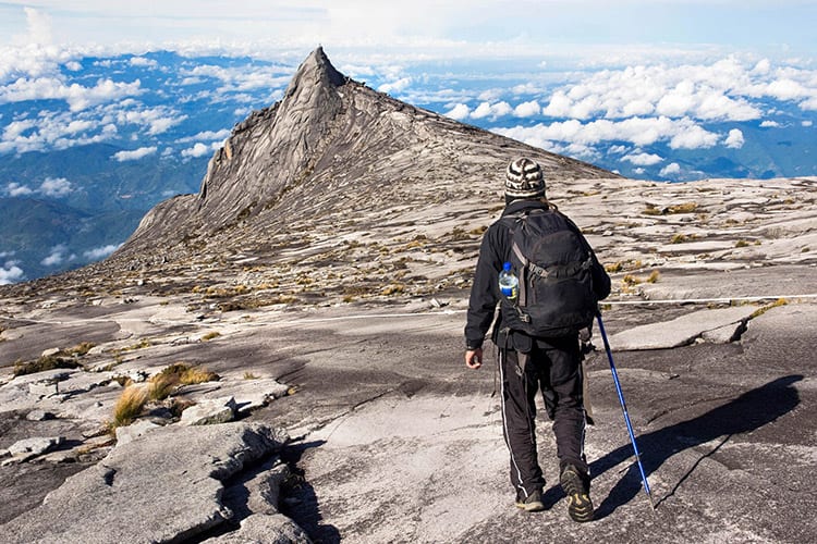 Mount Kinabalu beklimmen