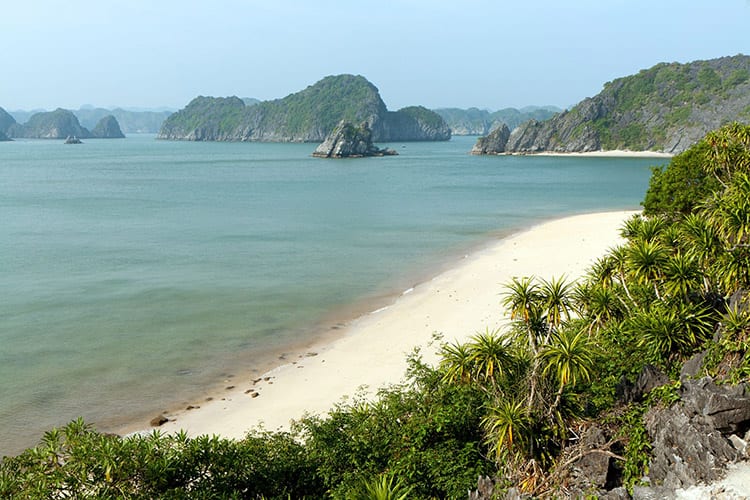 Lan Ha Bay strand
