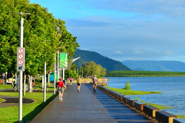 Esplanade Walking Trail, Cairns