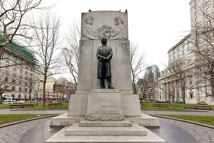 Dorchester Square, Montreal
