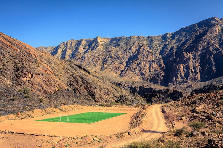 Hadjargebergte voetbalveld