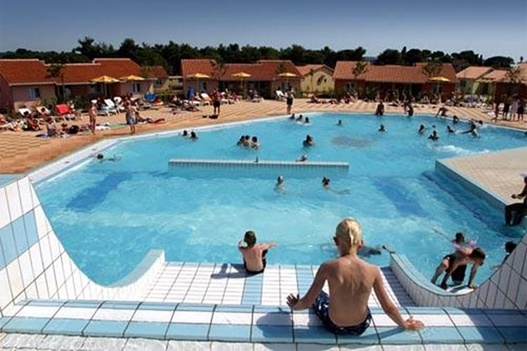 Glamping Bi Village
