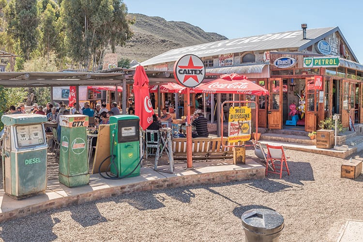 Diesel and Creme lunchstop in Barrydale