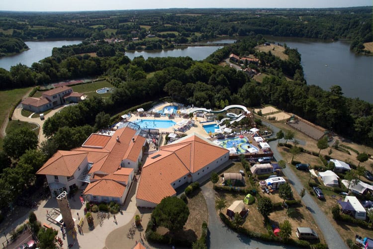 Camping Le Pin Parasol, Loire
